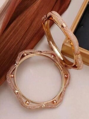 artificial and imitation jewellery